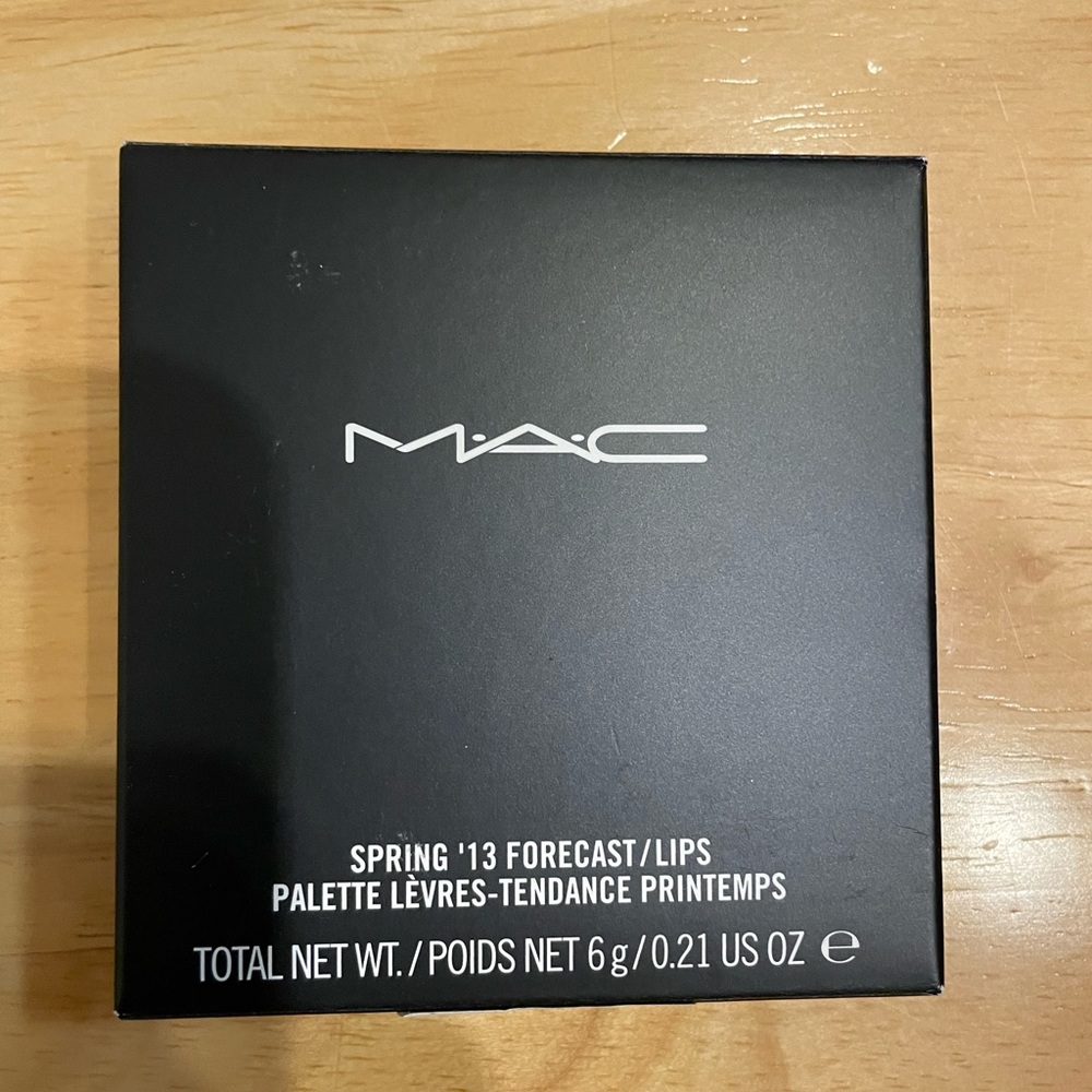 MAC Cosmetics Spring 13 Forecast Lip Palette - Picture 2 of 5